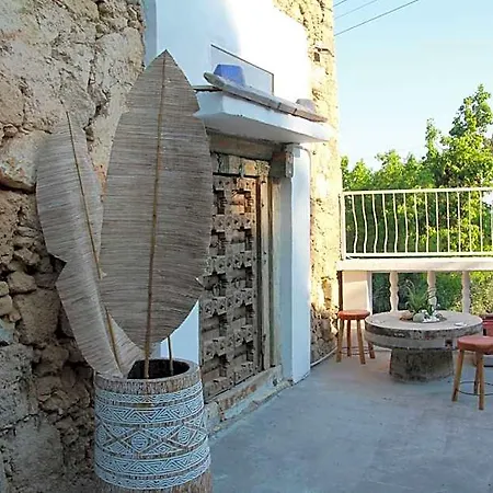 Отель The Old Mill Hotel Lapta 3*