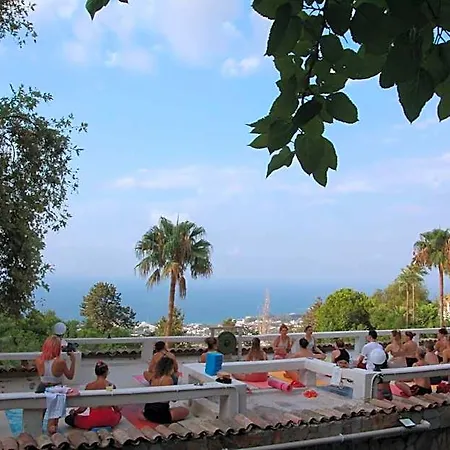 The Old Mill Hotel Lapta 3* كيرينيا