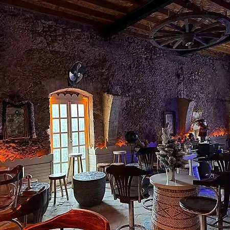 The Old Mill Hotel Lapta فندق 3*