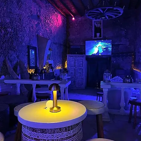 The Old Mill Hotel Lapta فندق 3*