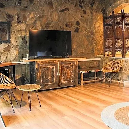 Отель The Old Mill Hotel Lapta 3*